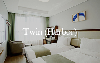 Twin (Harbor)